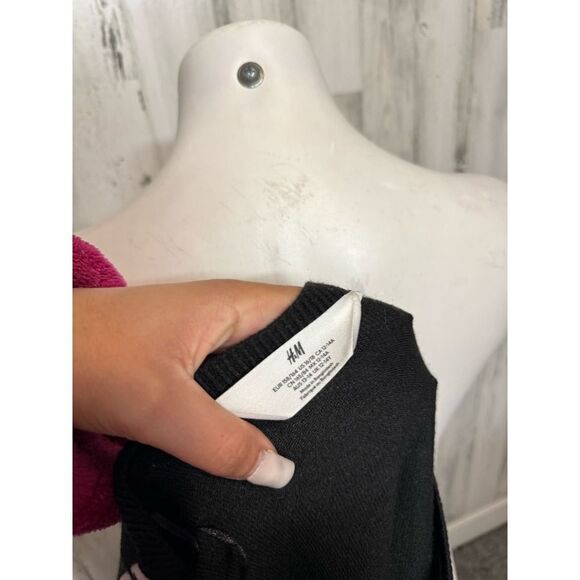 H&M Christmas sweater - Picture 2 of 5